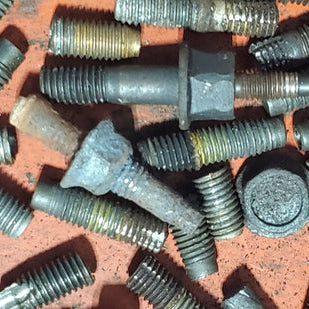SHOULD YOU USE ANTI-SEIZE ON EXHAUST MANIFOLD BOLTS