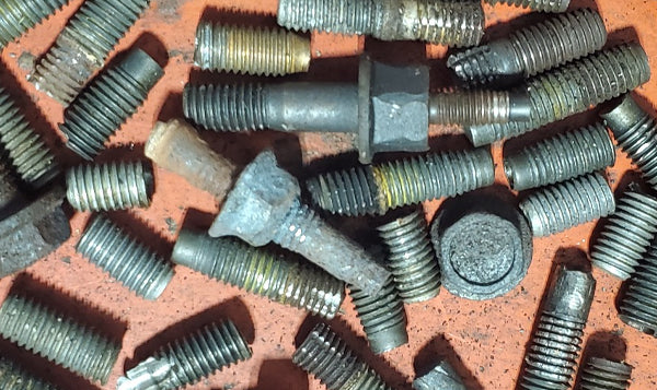 SHOULD YOU USE ANTI-SEIZE ON EXHAUST MANIFOLD BOLTS