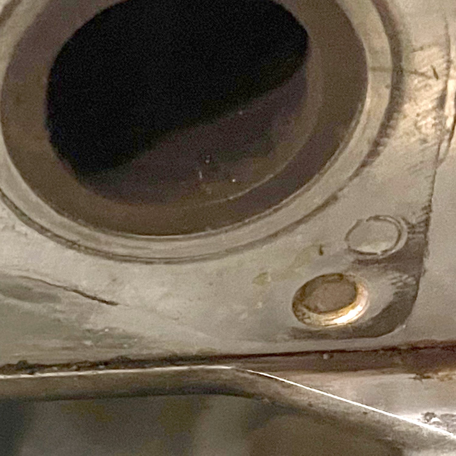 PMXV200-In-Use-Repair-Broken-2
